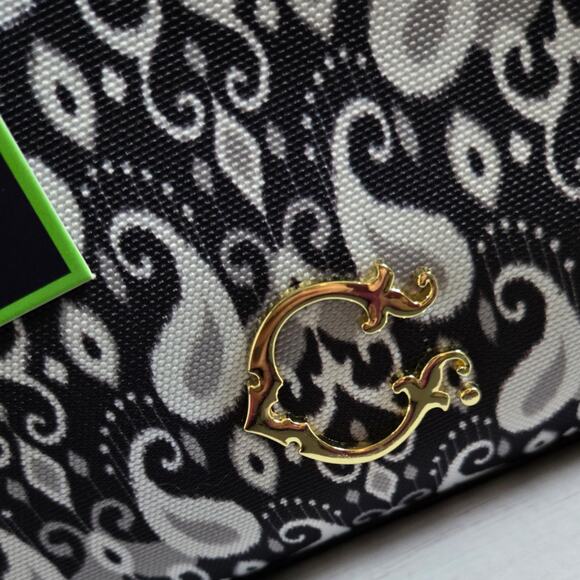 C. Wonder Nala Floral Shopper Tote Bag Black and White Ikat Paisley New - Picture 4 of 7